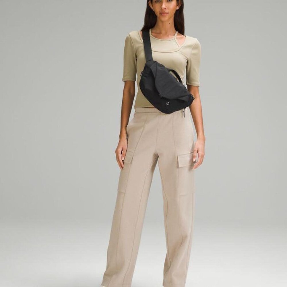 LULULEMON Unisex 3L Curved Crossbody Bag black